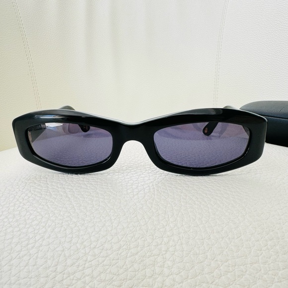 RARE🖤 CHANEL VINTAGE BLACK GOLD CC SUNGLASSES - Picture 6 of 15
